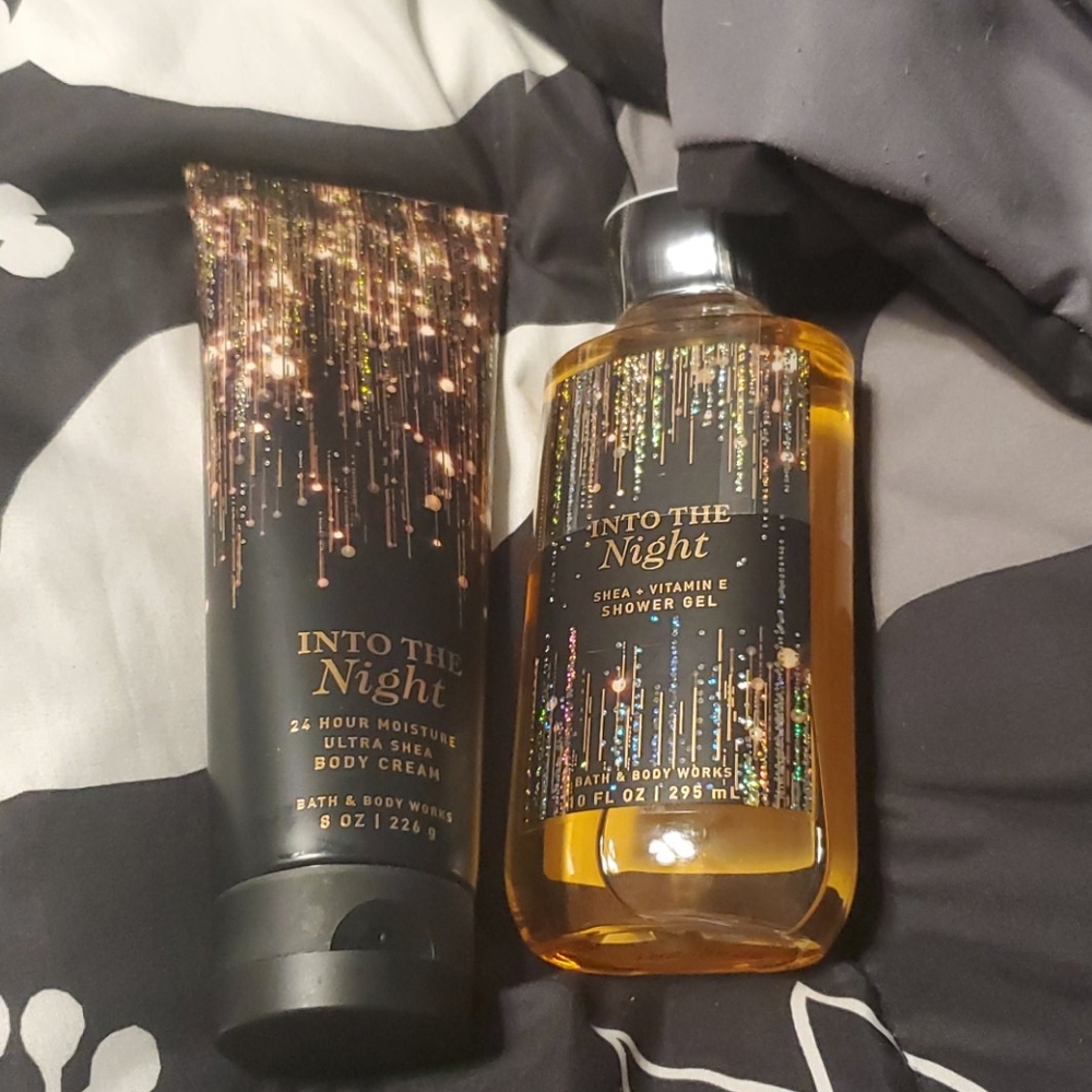 Into the Nighg Bath and Body Works lotion and gel.